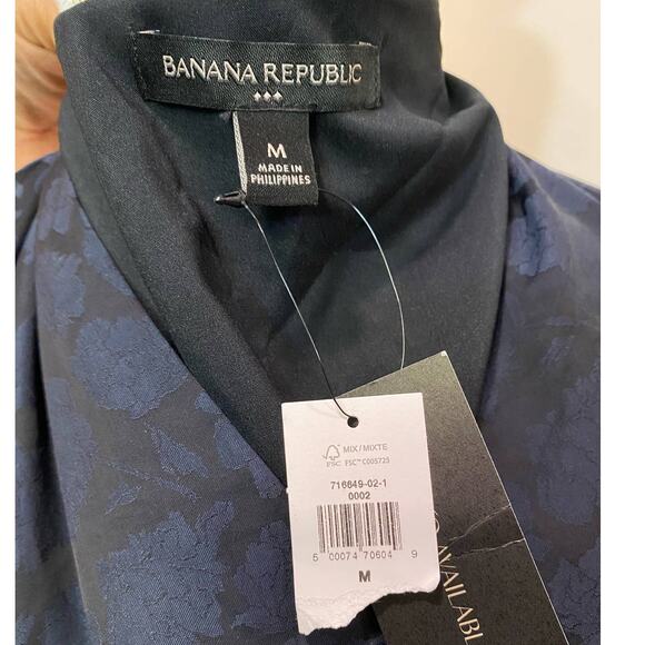 NWT Navy Blue Banana Republic Tiered Belted Dress Medium Boho Casual Fall Winter - Picture 2 of 9